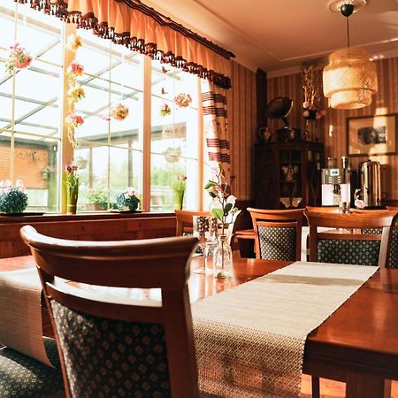 Dwor Ostoia Hotel Rymanow Luaran gambar